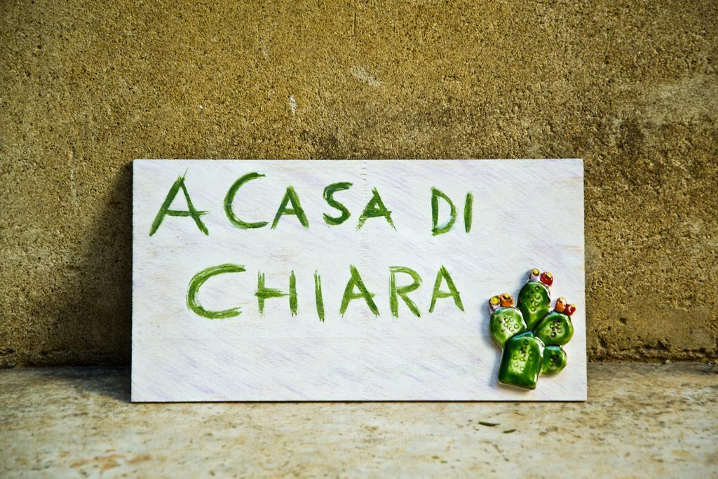 A Casa Di Chiara Otel Palermo Oda fotoğraf